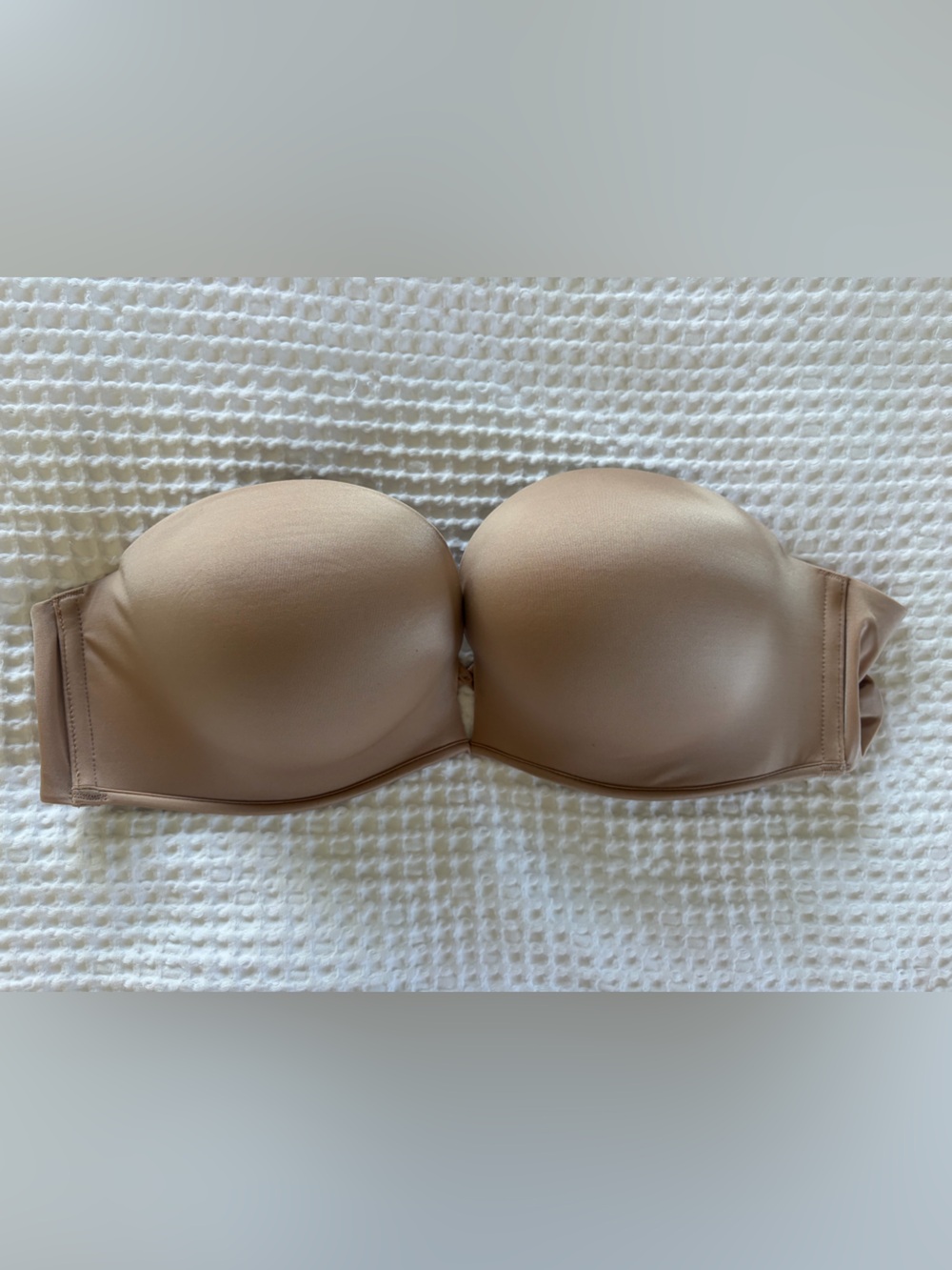 Victoria’s Secret Strapless Bombshell Bra NWT